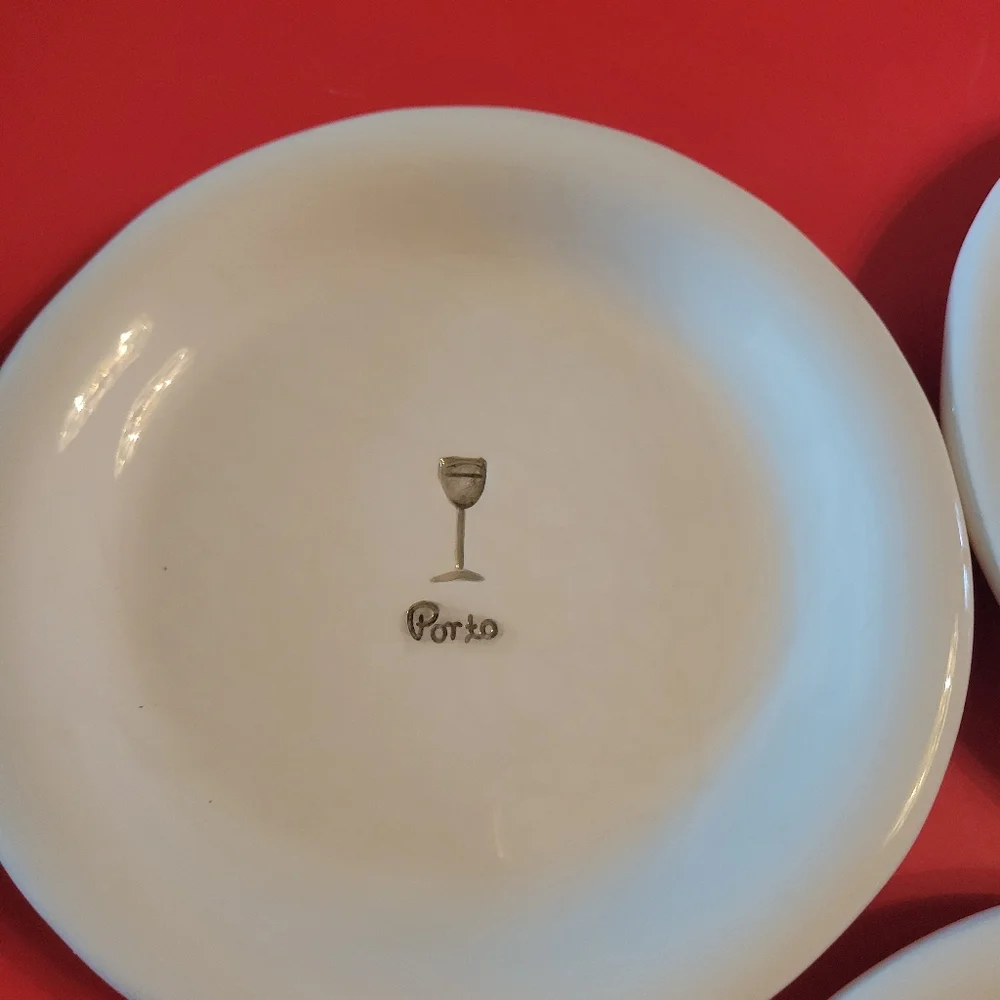 3 WILLIAMS SONOMA PLATES
